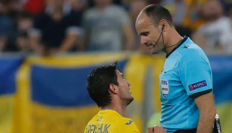 Mateu Lahoz arbitro español