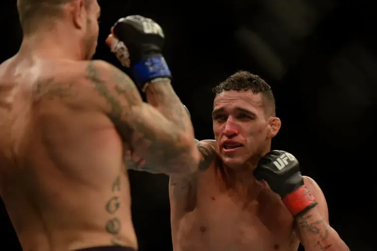 Ilia Topuria vs Charles Oliveira