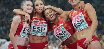 Relevos 4 x 100 femeninos